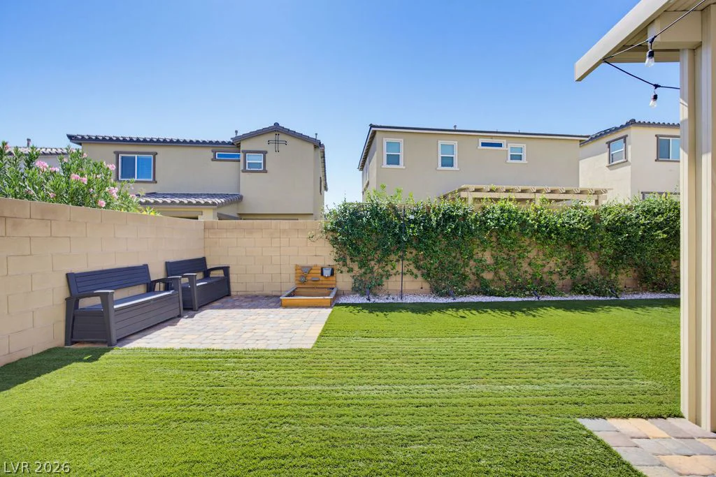 10391 Sadie Blake, Las Vegas, NV 89166