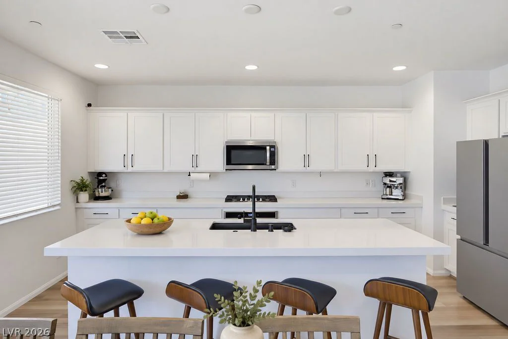 10391 Sadie Blake, Las Vegas, NV 89166