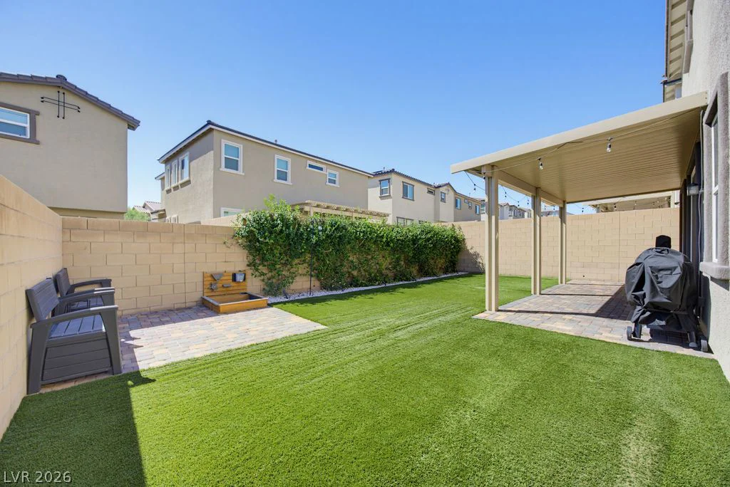10391 Sadie Blake, Las Vegas, NV 89166