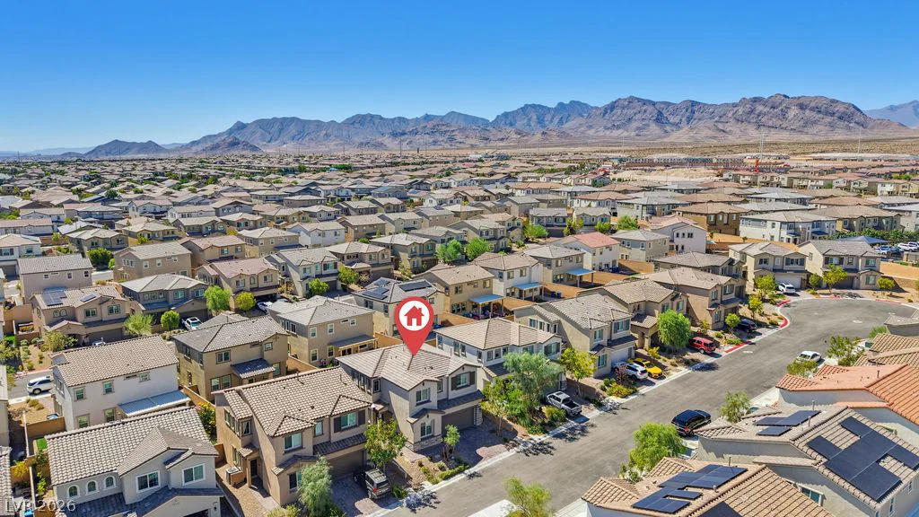 10391 Sadie Blake, Las Vegas, NV 89166