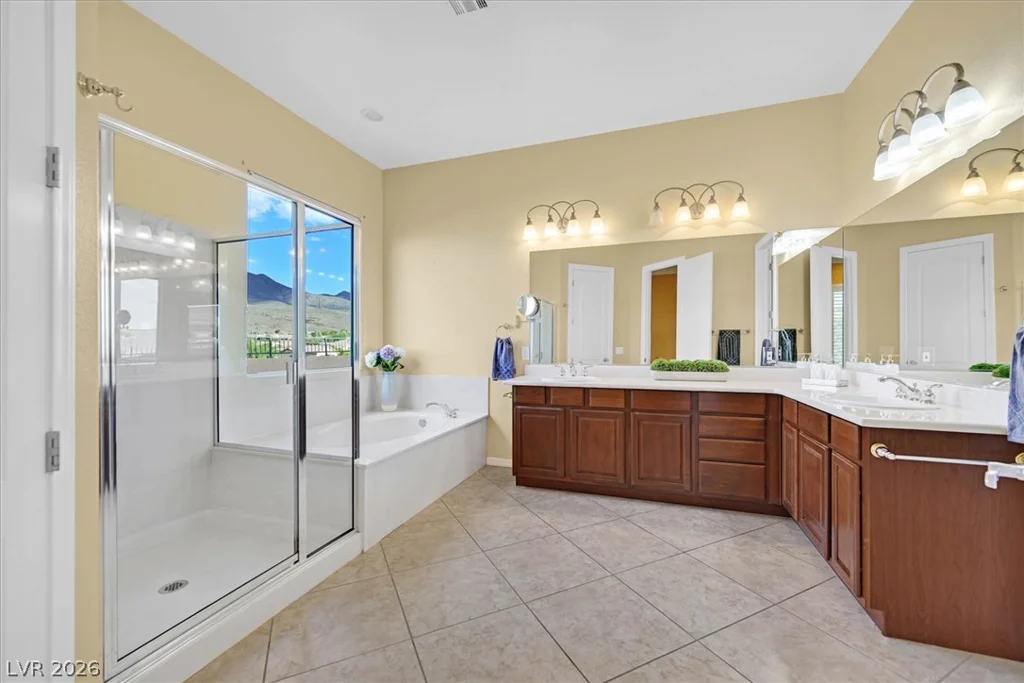 2058 Fountain City, Henderson, NV 89052