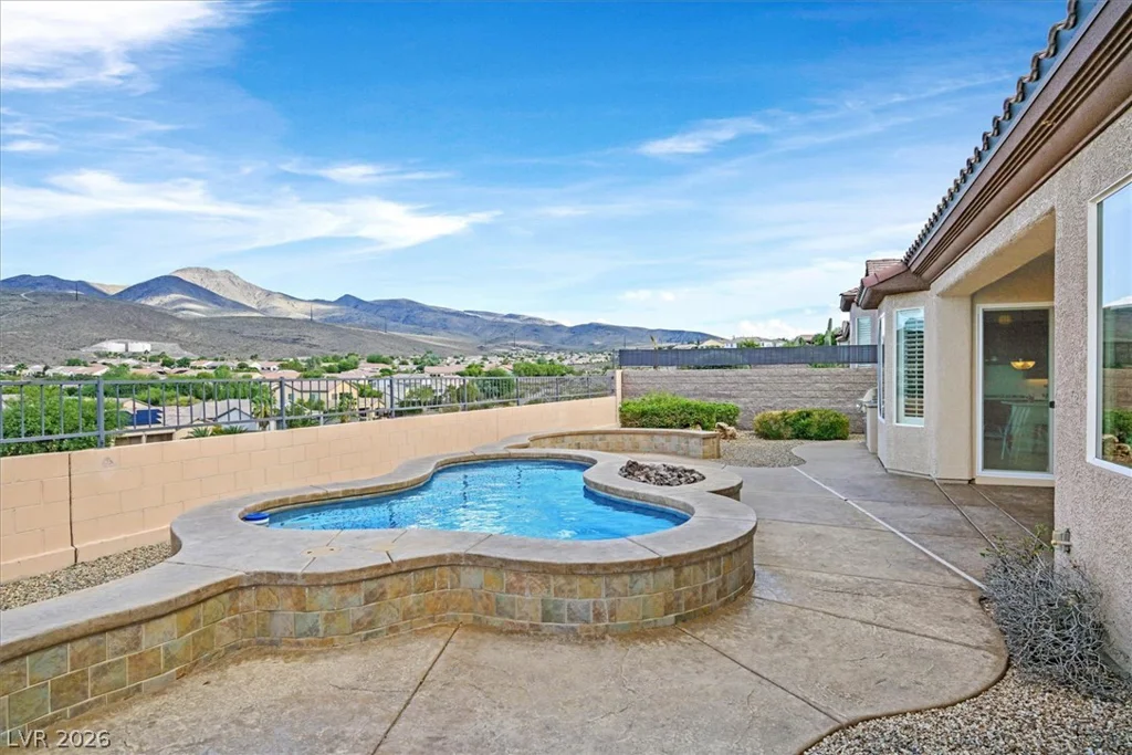2058 Fountain City, Henderson, NV 89052