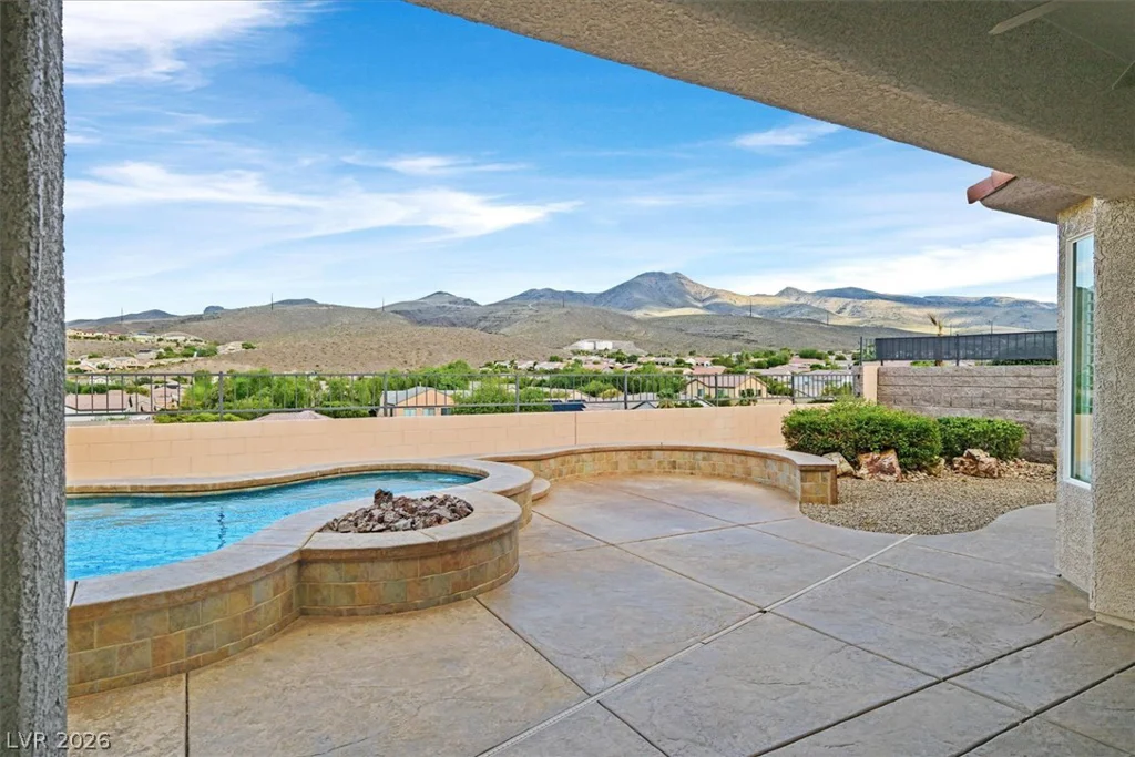 2058 Fountain City, Henderson, NV 89052