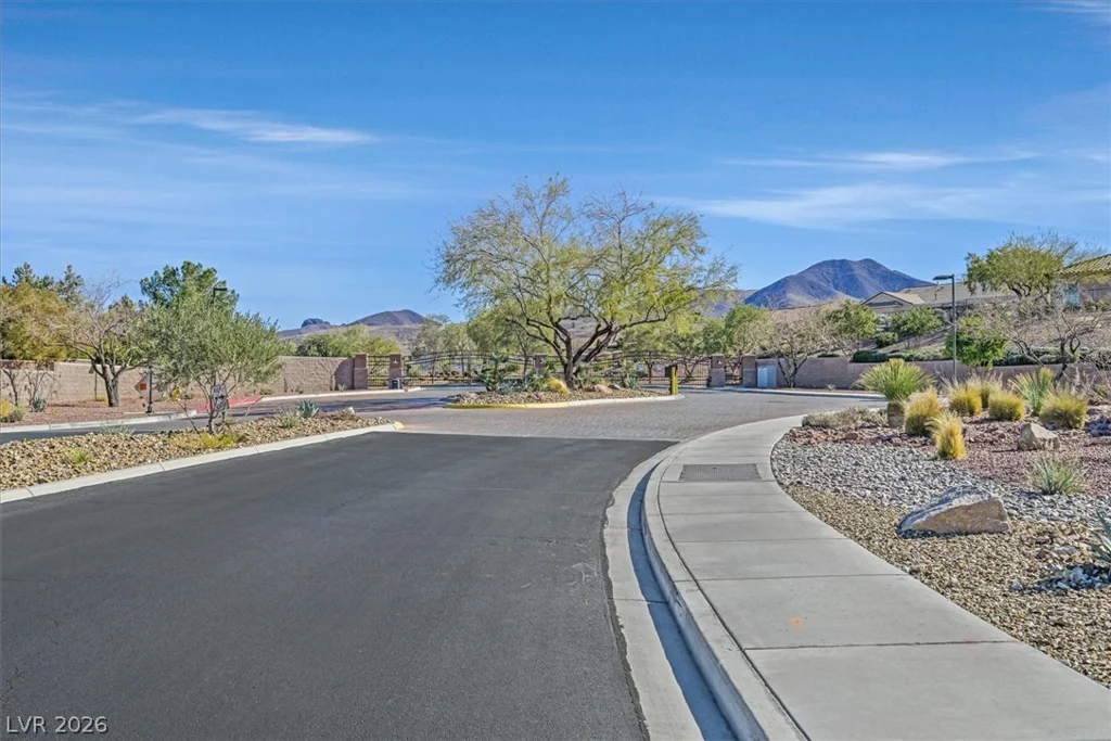 2058 Fountain City, Henderson, NV 89052