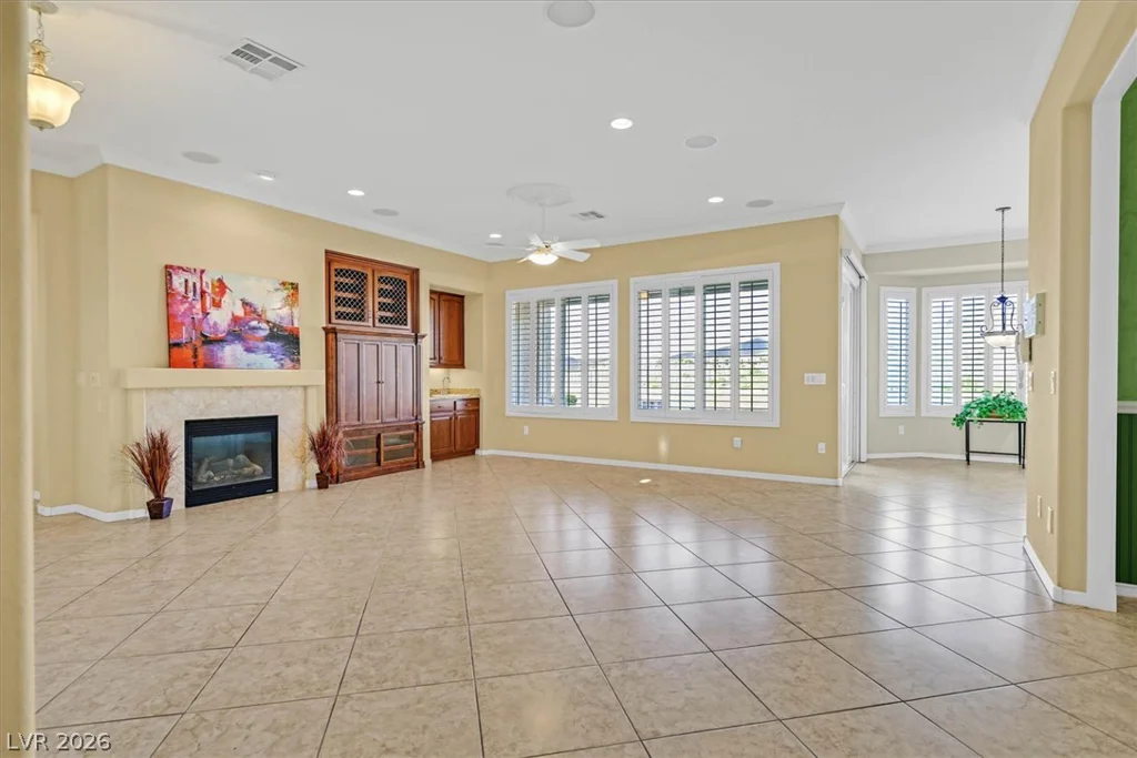 2058 Fountain City, Henderson, NV 89052