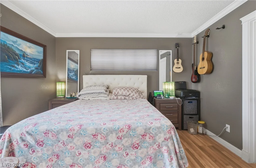 2121 Willowbury, Las Vegas, NV 89108