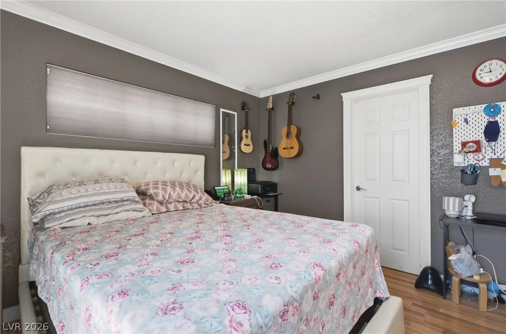 2121 Willowbury, Las Vegas, NV 89108