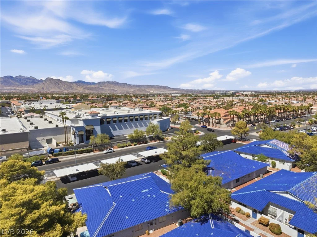 2121 Willowbury, Las Vegas, NV 89108