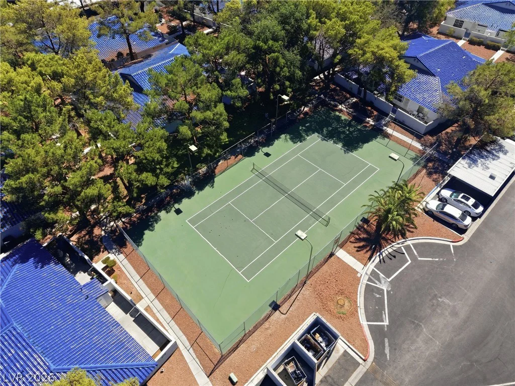 2121 Willowbury, Las Vegas, NV 89108