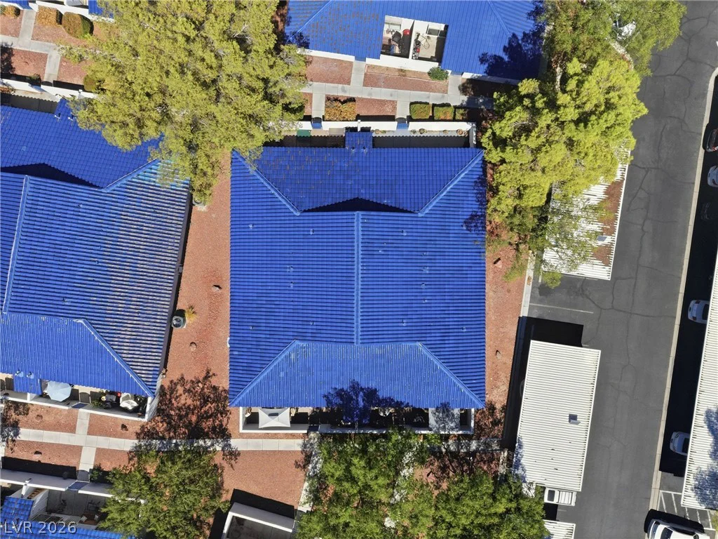 2121 Willowbury, Las Vegas, NV 89108