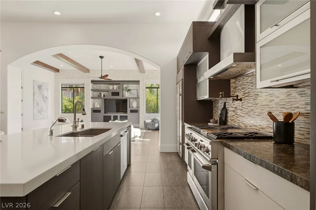 10997 Tranquil Waters, Las Vegas, NV 89135
