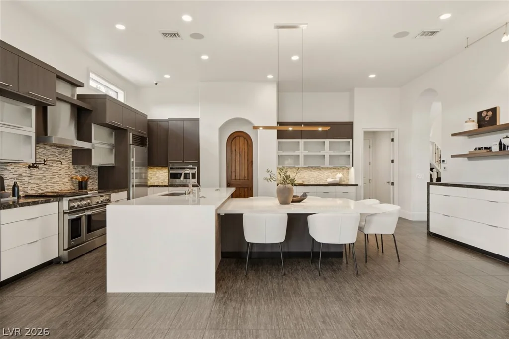 10997 Tranquil Waters, Las Vegas, NV 89135