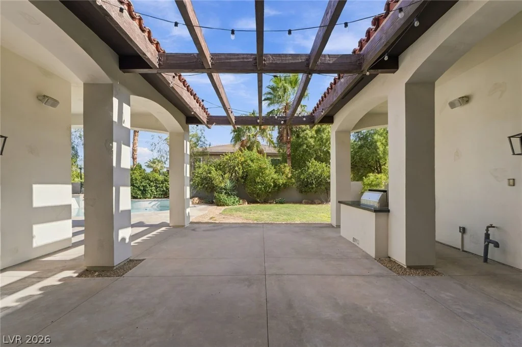 10997 Tranquil Waters, Las Vegas, NV 89135
