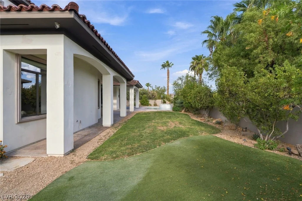 10997 Tranquil Waters, Las Vegas, NV 89135