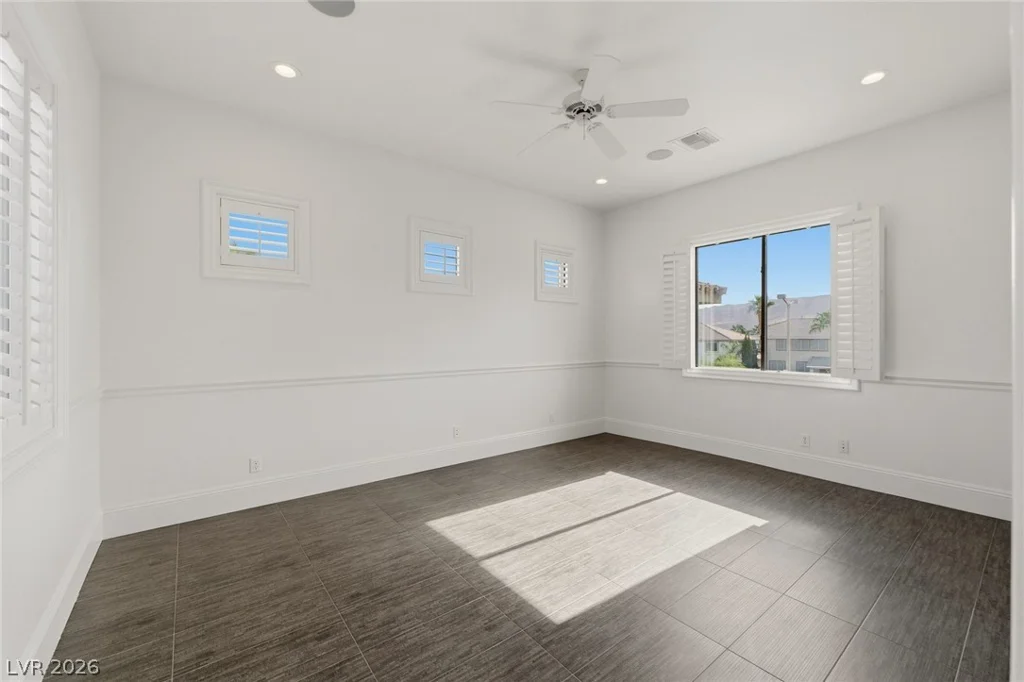 10997 Tranquil Waters, Las Vegas, NV 89135