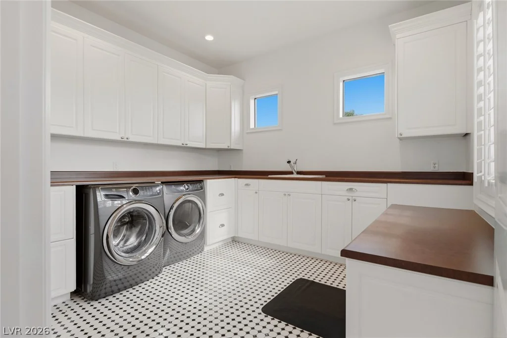 10997 Tranquil Waters, Las Vegas, NV 89135