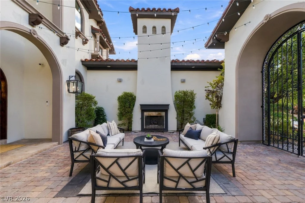 10997 Tranquil Waters, Las Vegas, NV 89135