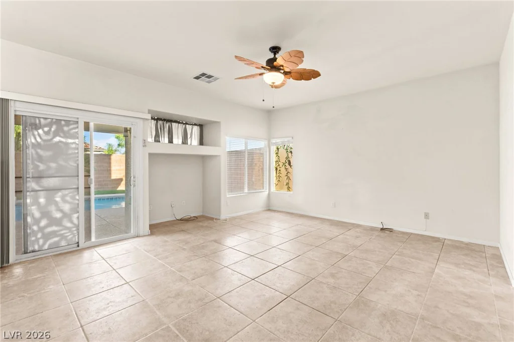 11026 Ladyburn, Las Vegas, NV 89141