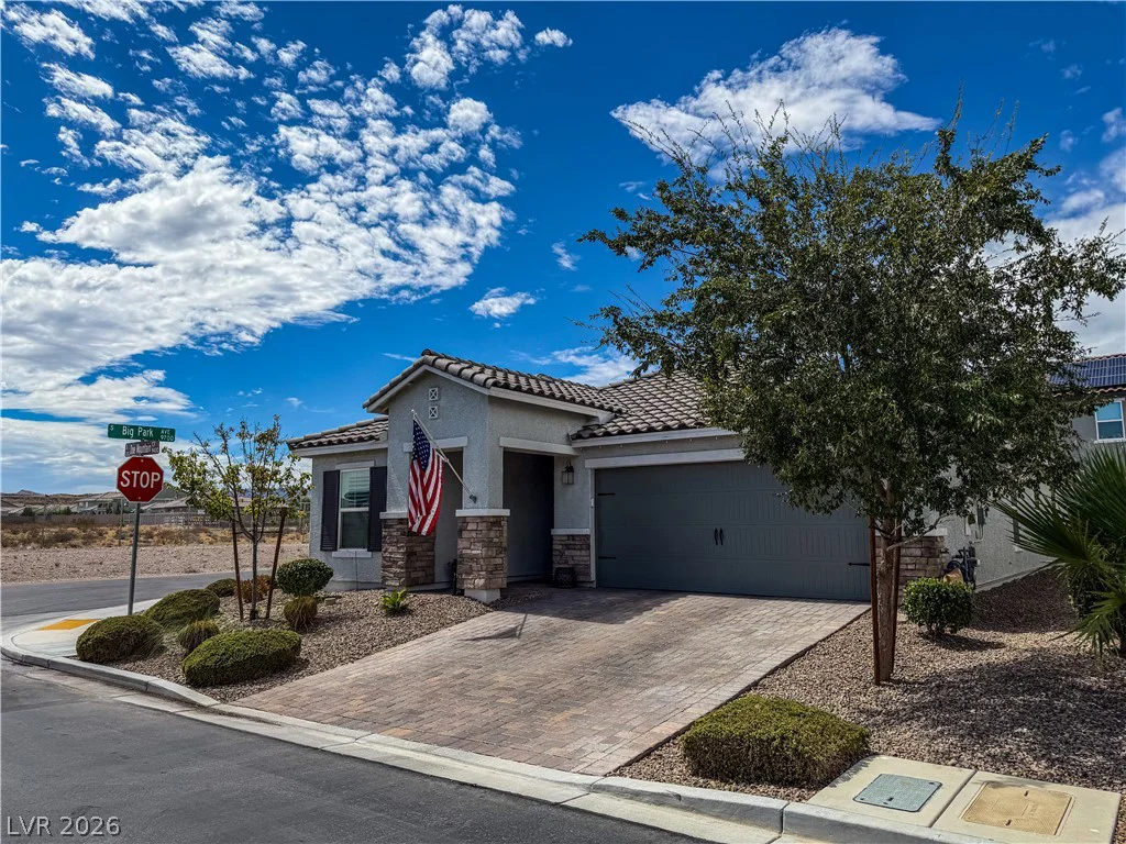 9445 Doe Mountain, Las Vegas, NV 89178