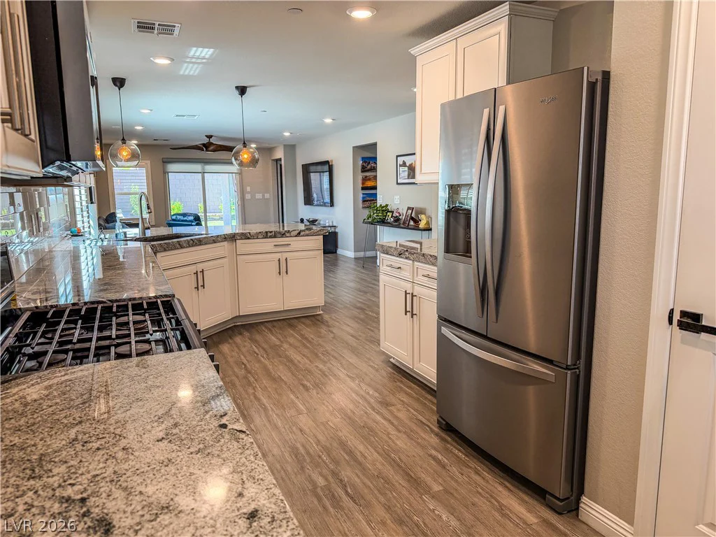 9445 Doe Mountain, Las Vegas, NV 89178