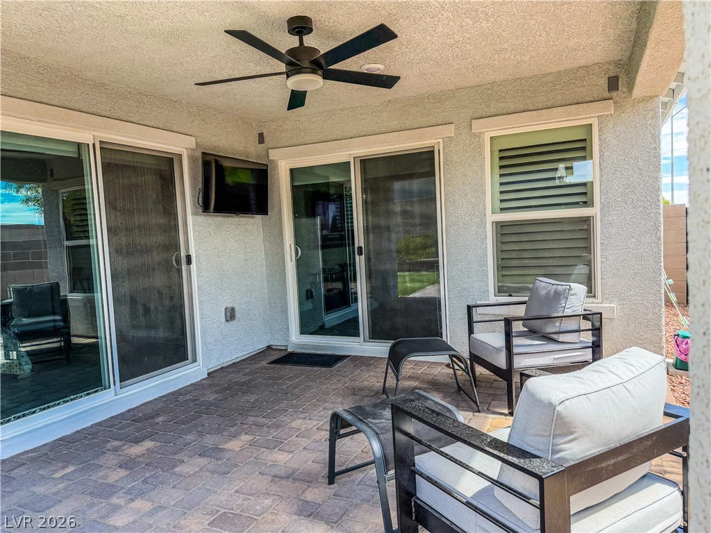 9445 Doe Mountain, Las Vegas, NV 89178