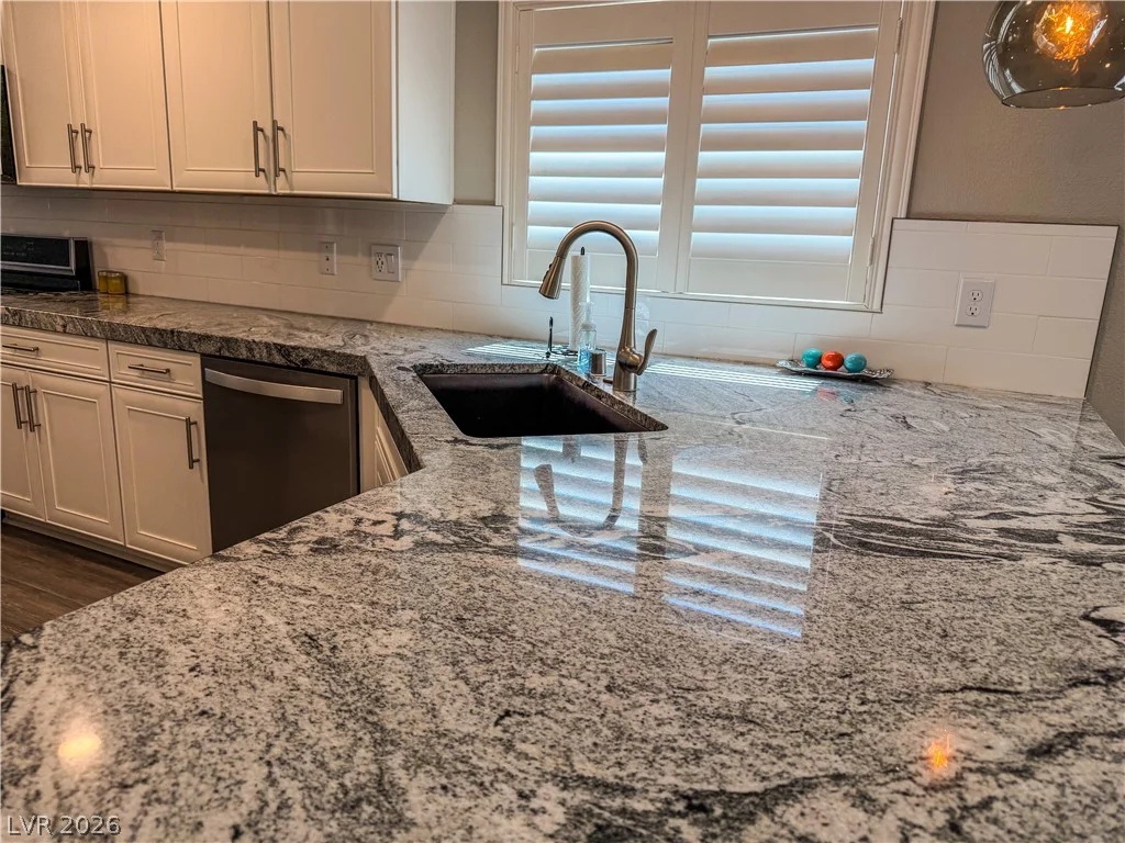 9445 Doe Mountain, Las Vegas, NV 89178