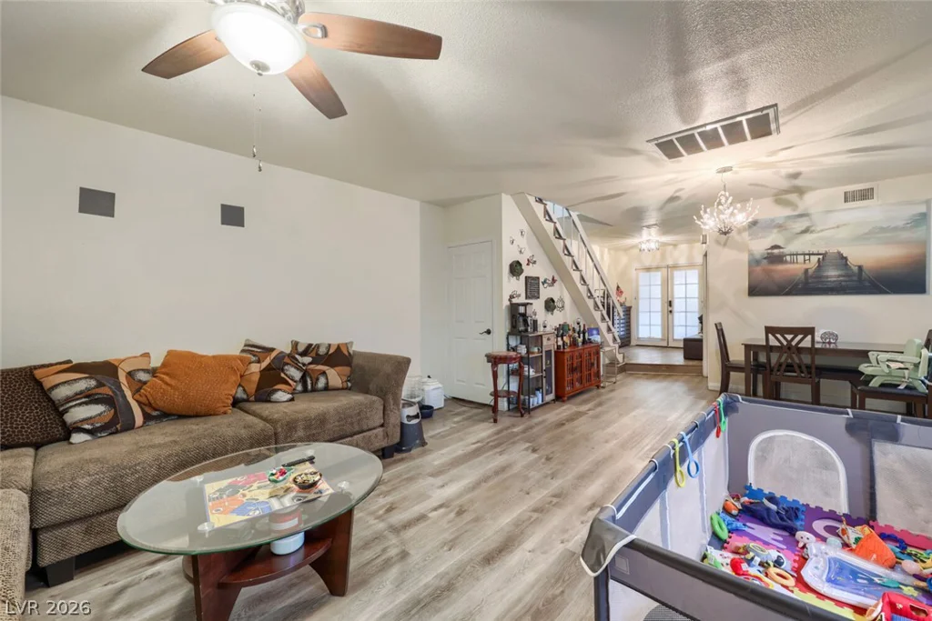 4951 Schumann, Las Vegas, NV 89146