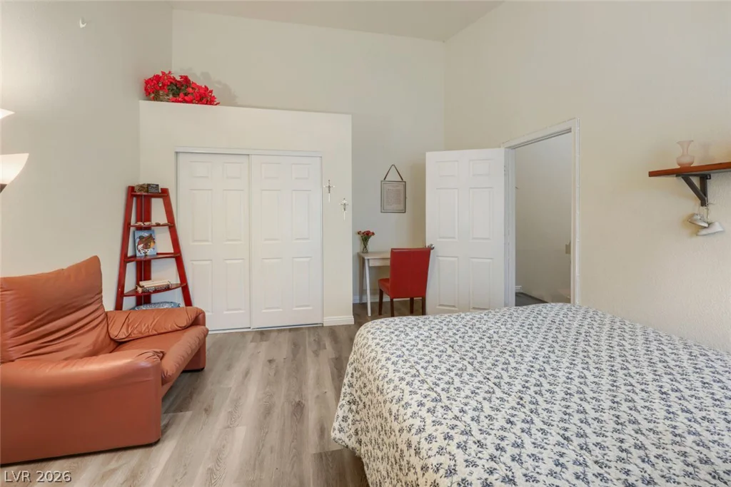 4951 Schumann, Las Vegas, NV 89146