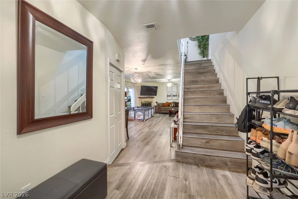 4951 Schumann, Las Vegas, NV 89146