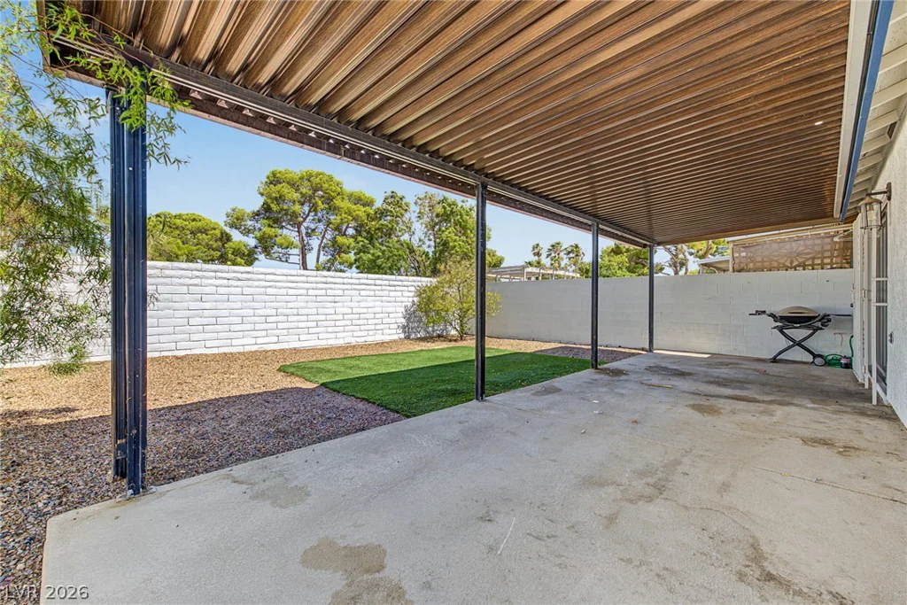 6992 Quarry, Las Vegas, NV 89147