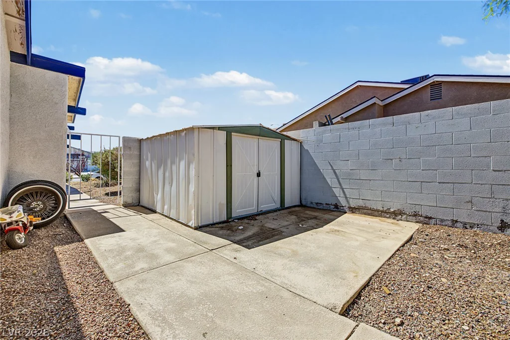 6992 Quarry, Las Vegas, NV 89147