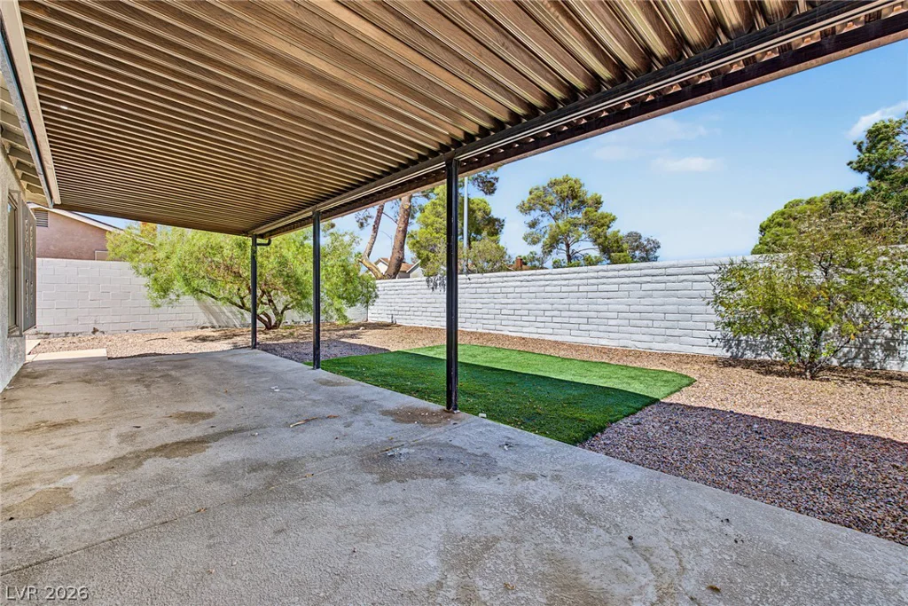 6992 Quarry, Las Vegas, NV 89147