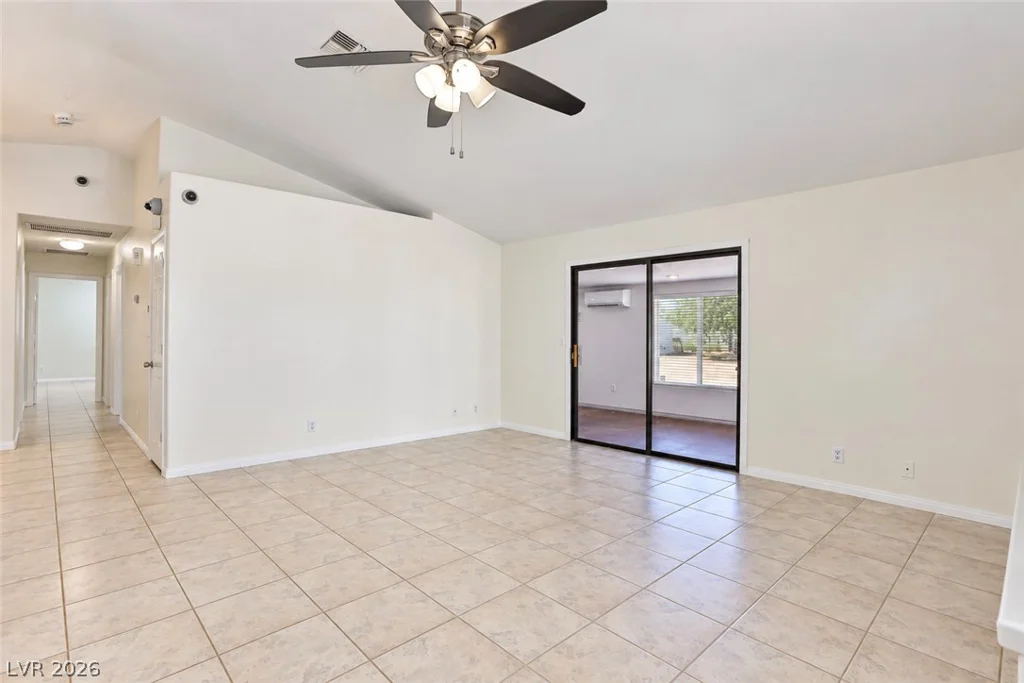 4945 Valadez, Las Vegas, NV 89149