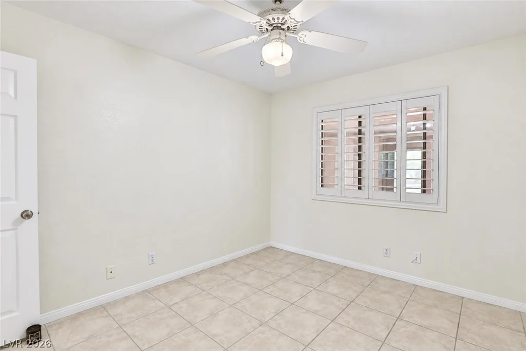4945 Valadez, Las Vegas, NV 89149