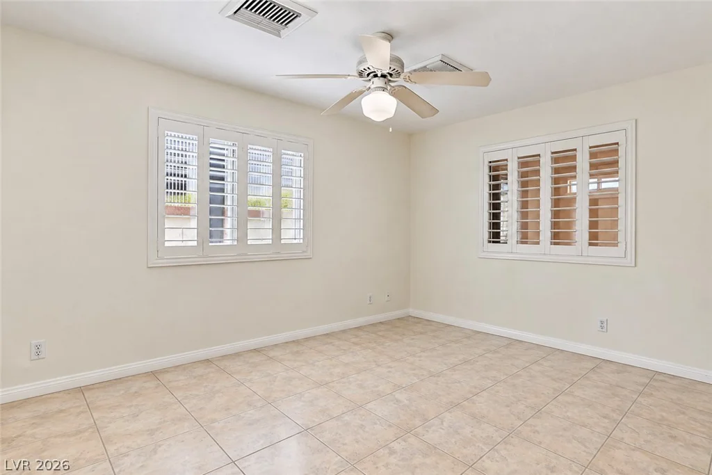 4945 Valadez, Las Vegas, NV 89149