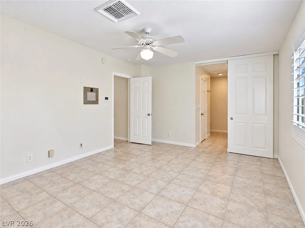 4945 Valadez, Las Vegas, NV 89149