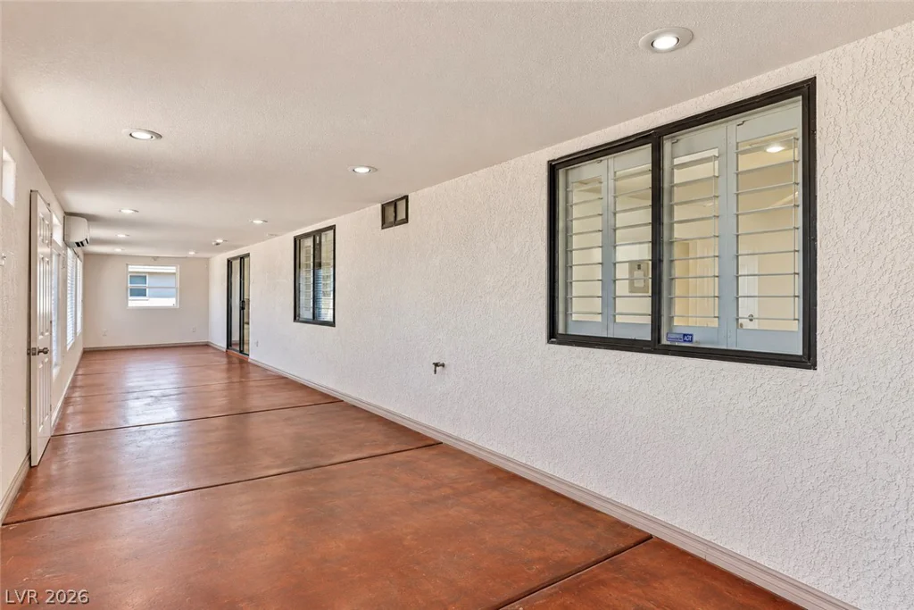 4945 Valadez, Las Vegas, NV 89149