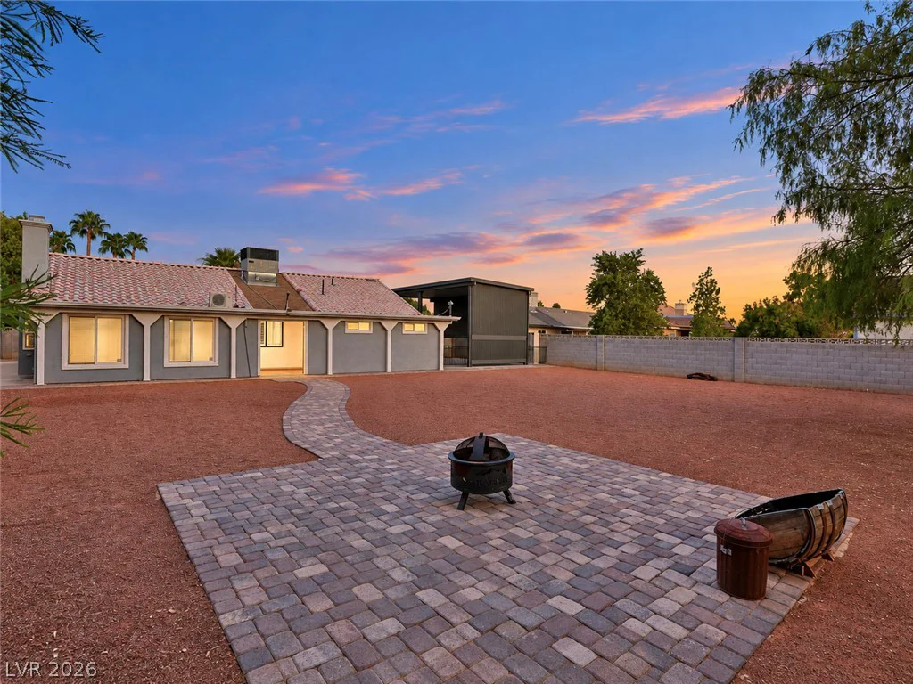 4945 Valadez, Las Vegas, NV 89149