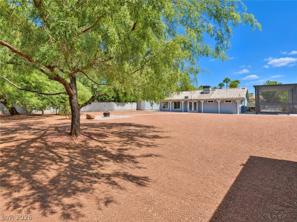 4945 Valadez, Las Vegas, NV 89149