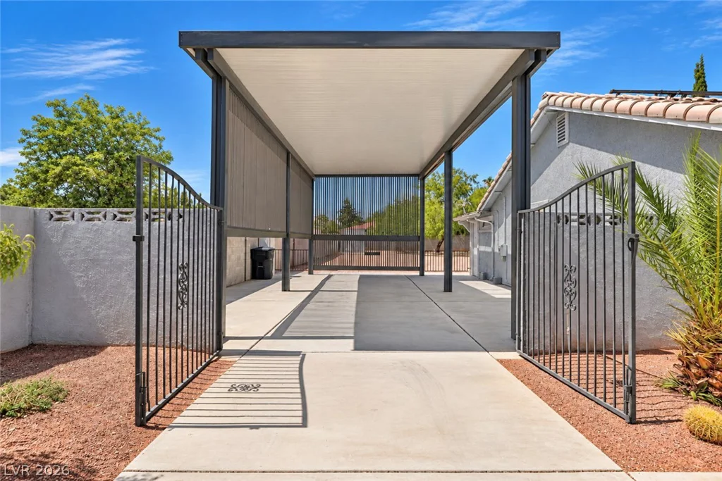 4945 Valadez, Las Vegas, NV 89149