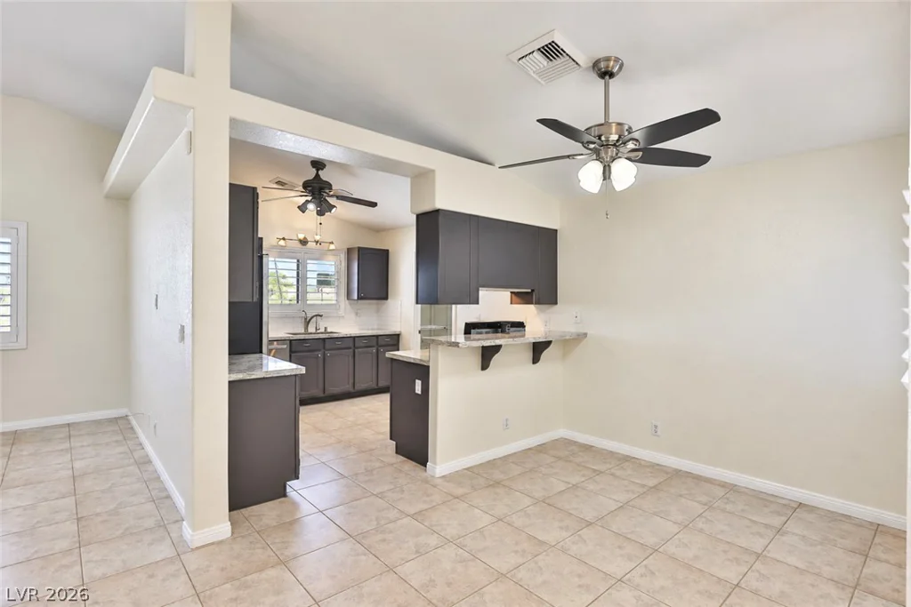 4945 Valadez, Las Vegas, NV 89149