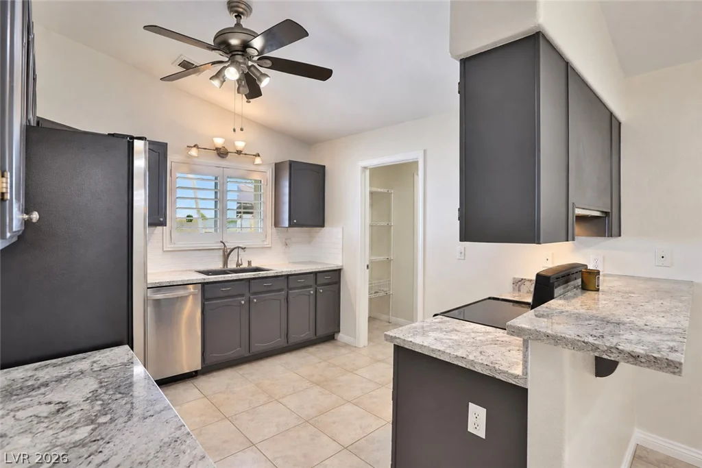 4945 Valadez, Las Vegas, NV 89149