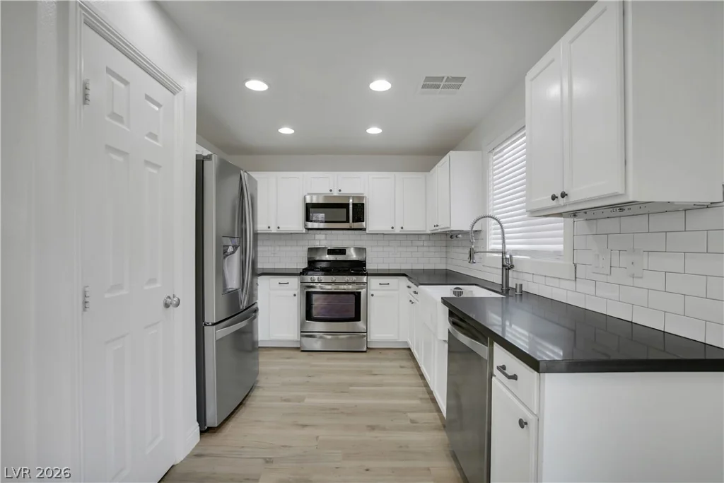 10250 HEADRICK, Las Vegas, NV 89166