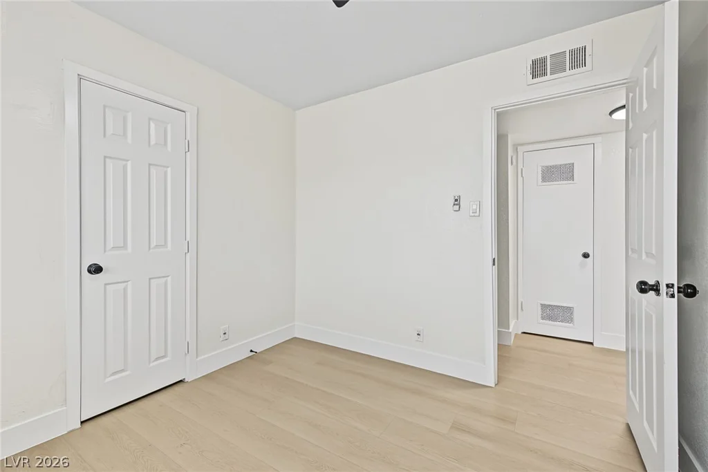 6100 Preston, Las Vegas, NV 89107