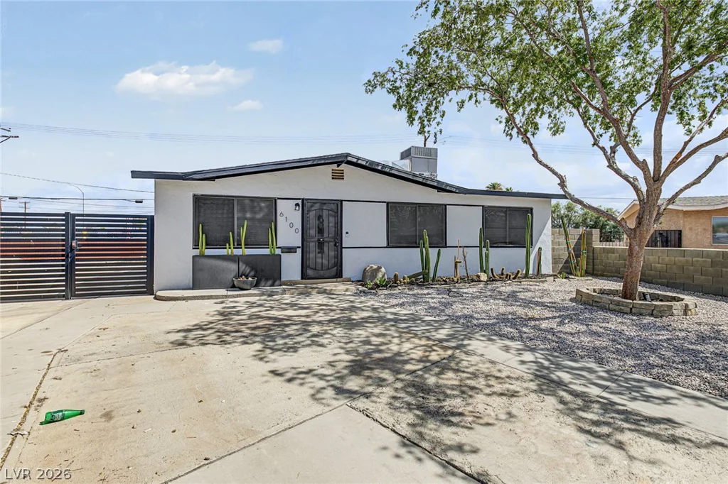 6100 Preston, Las Vegas, NV 89107