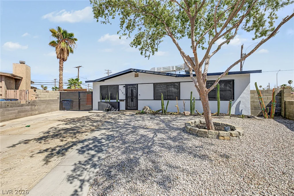 6100 Preston, Las Vegas, NV 89107