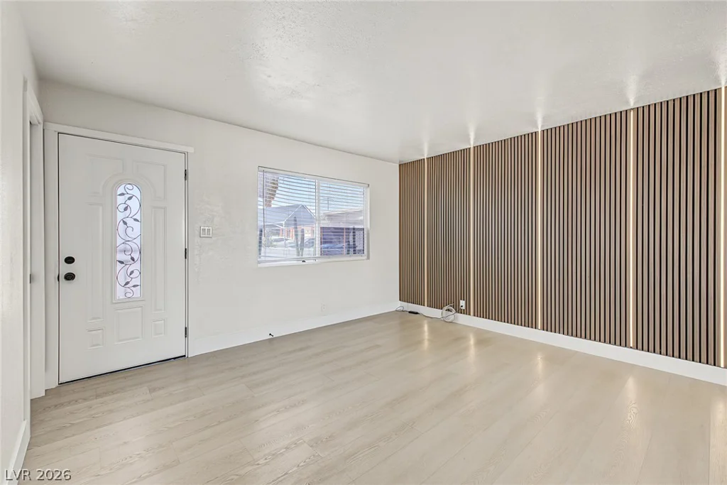 6100 Preston, Las Vegas, NV 89107