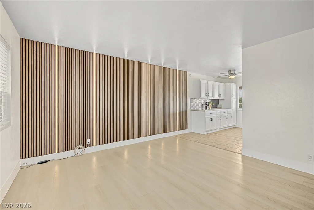 6100 Preston, Las Vegas, NV 89107