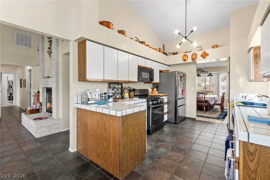 5009 Pacific Grove, Las Vegas, NV 89130