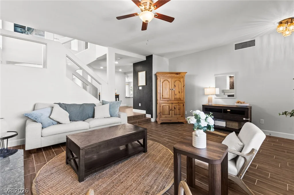 8213 Fawn Heather, Las Vegas, NV 89149